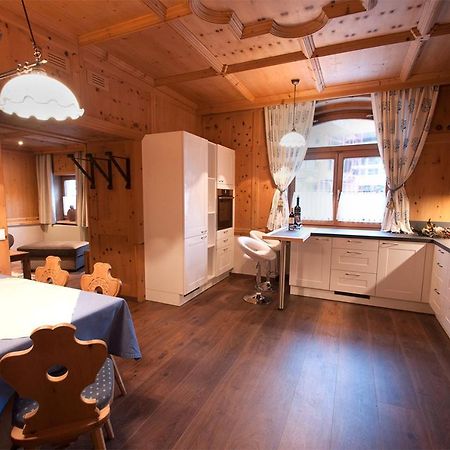 بروتز A Traumhafte Zirbenwohnung المظهر الخارجي الصورة